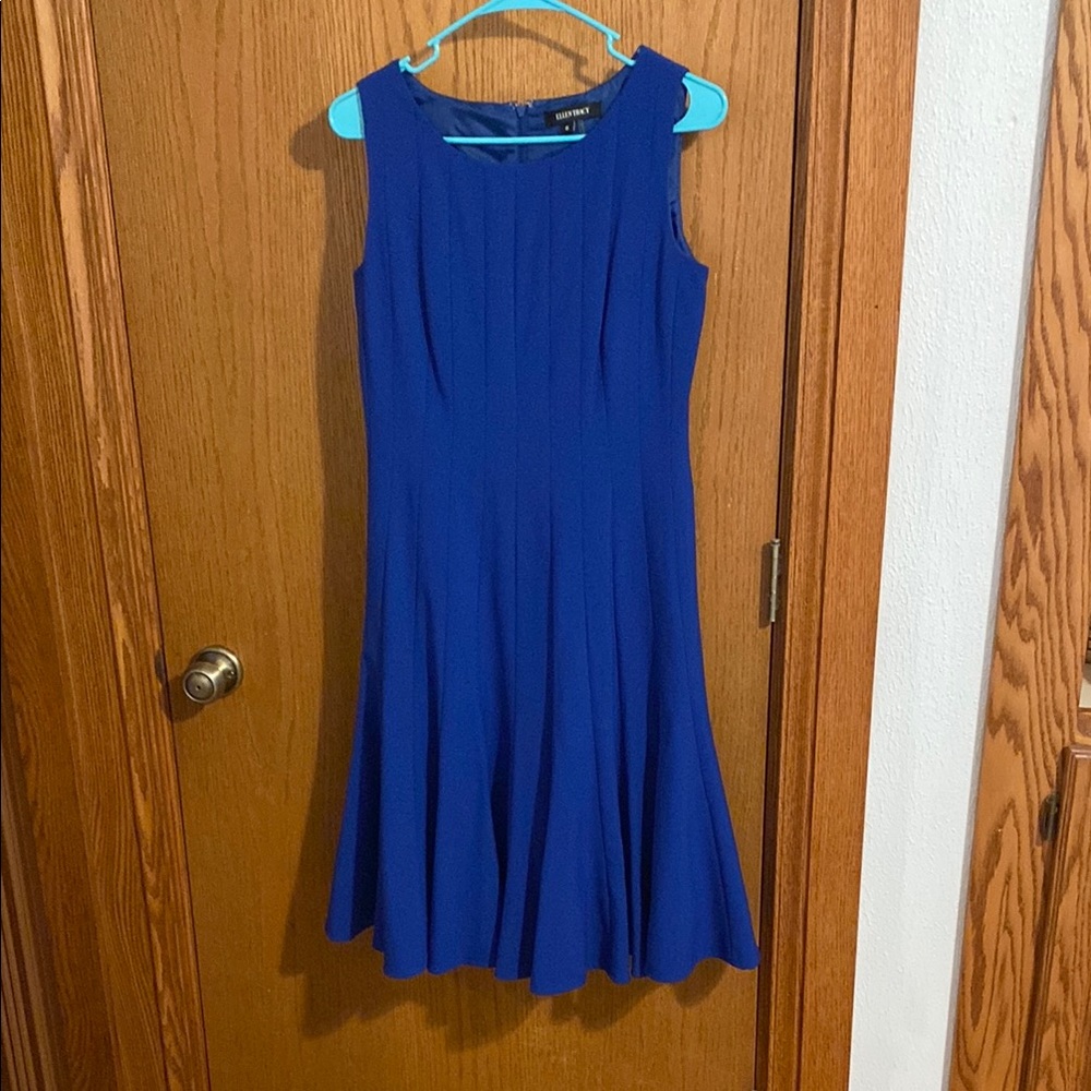 Elegant Blue Sleeveless Dress